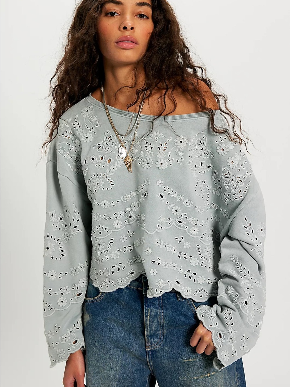 Nwot Iris Embroidered Sweatshirt